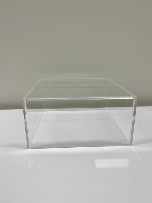 Hire Items – Acrylic Riser Square